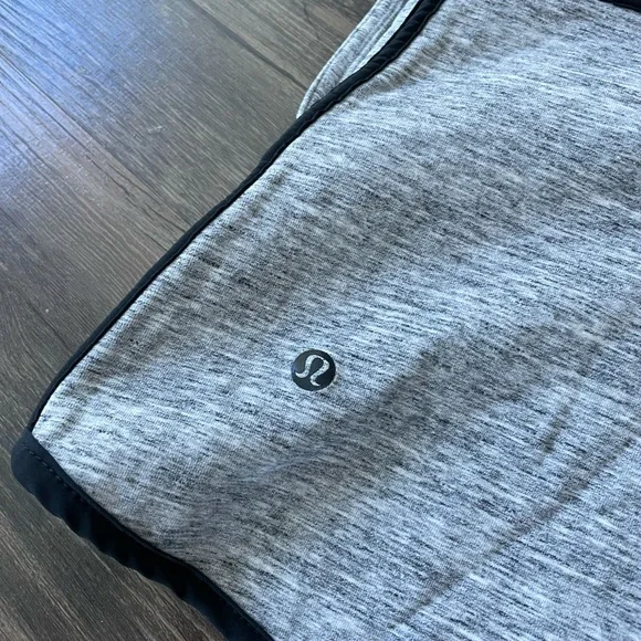 Lululemon Insculpt Vest - Reversible - Picture 6 of 9